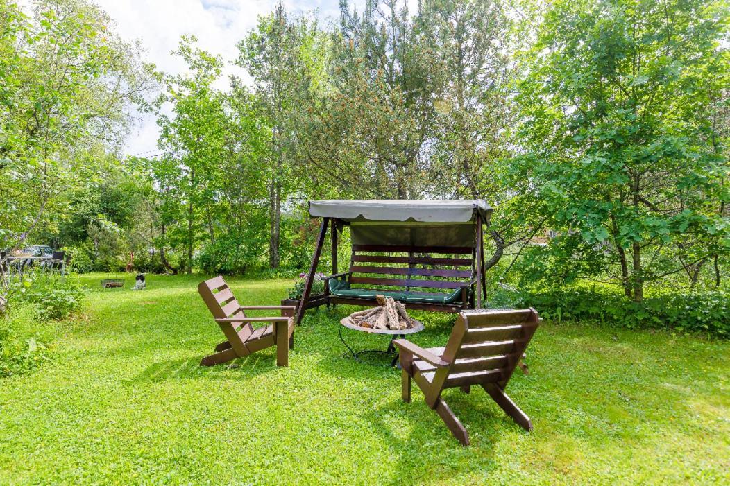 Poppelstrand Nuuksio, Pet Friendly Guest Apartment Екстер'єр фото