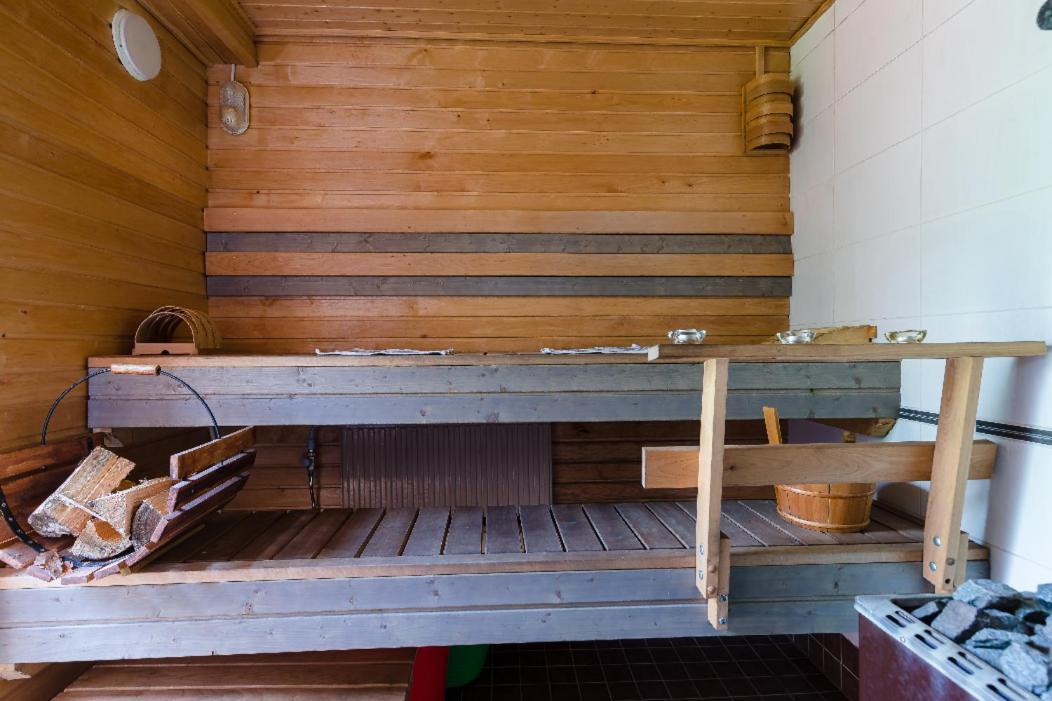 Poppelstrand Nuuksio, Pet Friendly Guest Apartment Екстер'єр фото