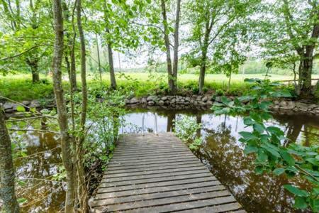 Poppelstrand Nuuksio, Pet Friendly Guest Apartment Екстер'єр фото