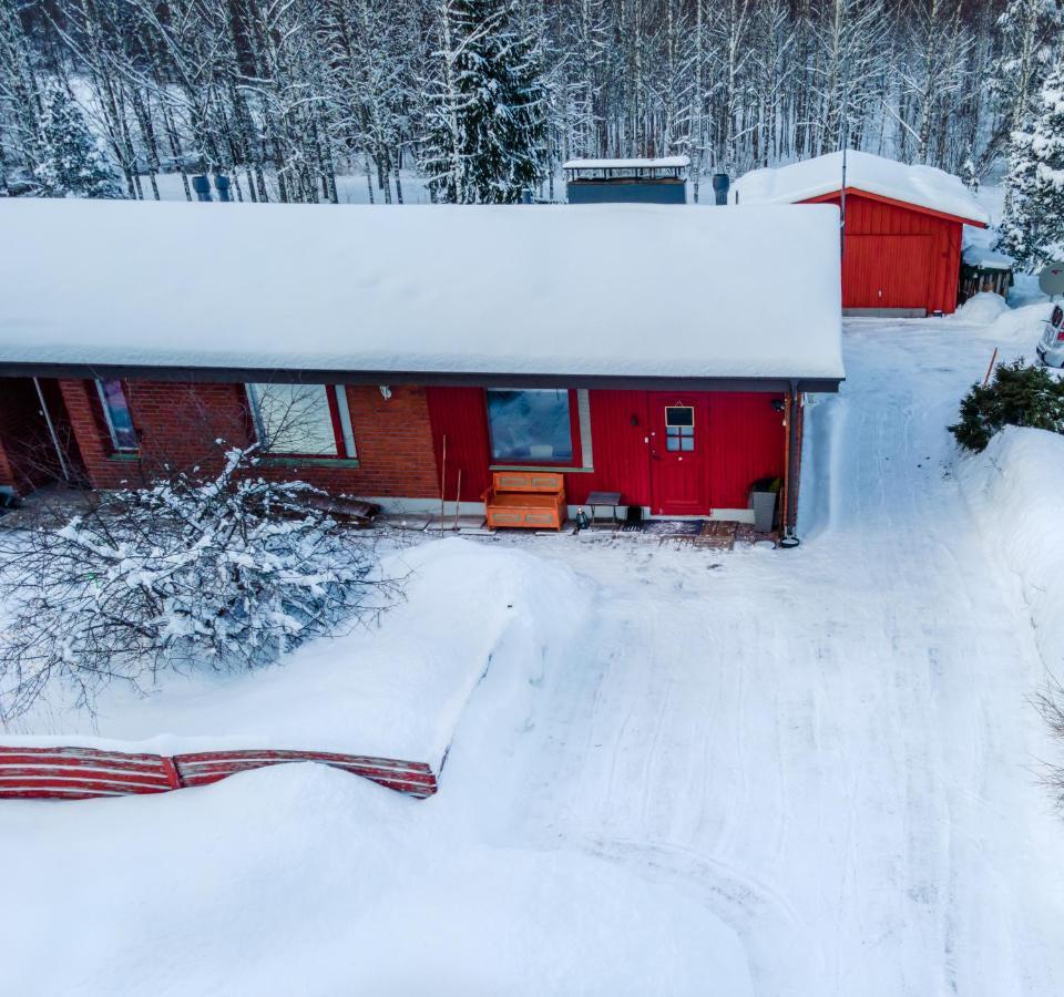 Poppelstrand Nuuksio, Pet Friendly Guest Apartment Екстер'єр фото