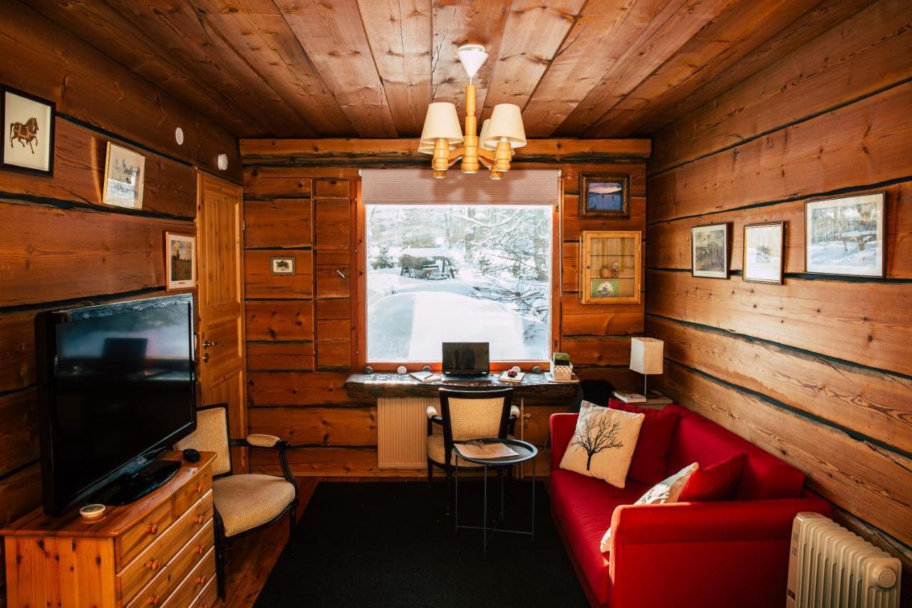 Poppelstrand Nuuksio, Pet Friendly Guest Apartment Екстер'єр фото